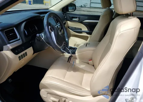 2018 Toyota Highlander Se z USA, uszkodzony, nr VIN 5TDKZRFHXJS539384